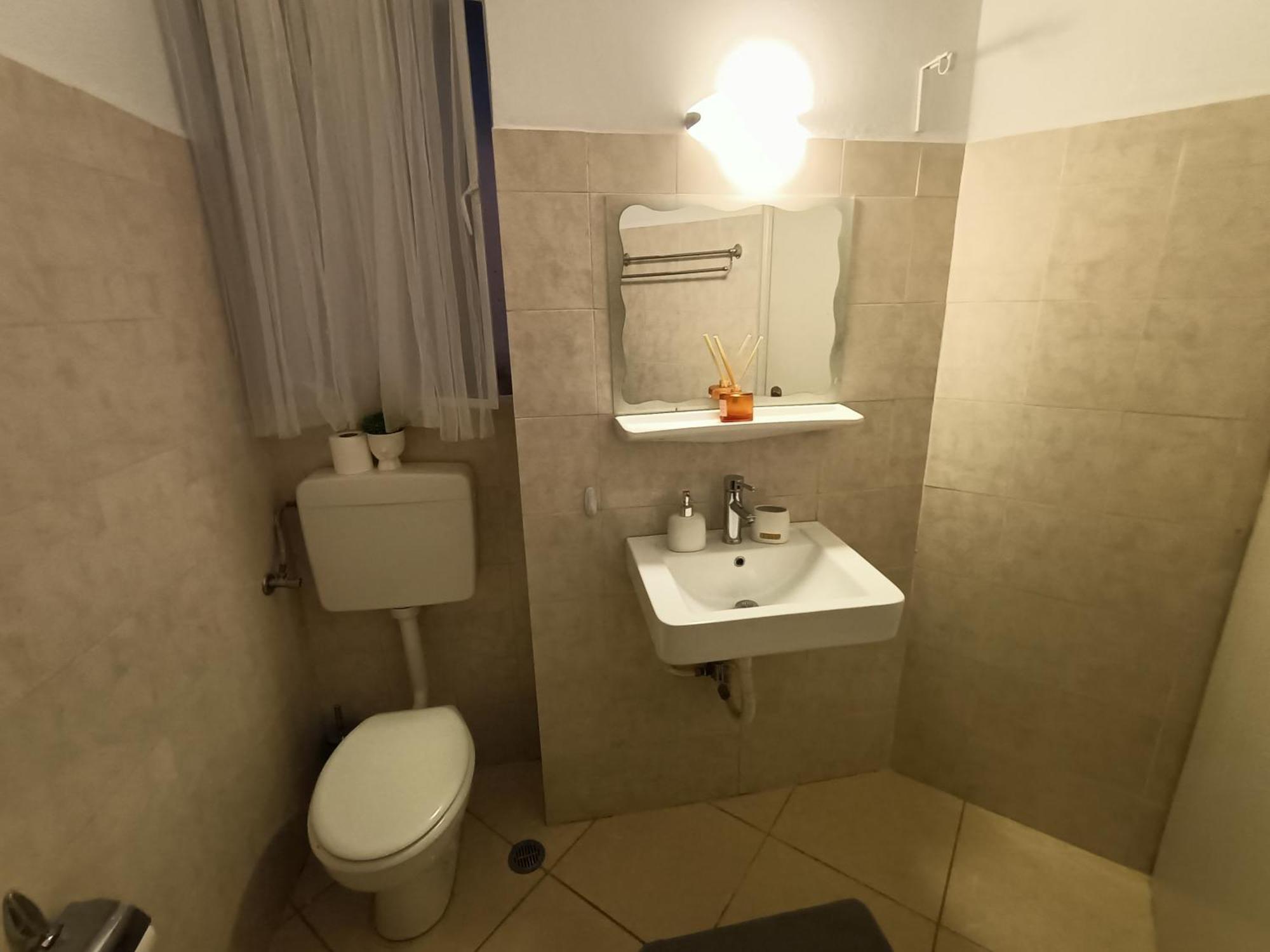 Sunny Apartment Athens