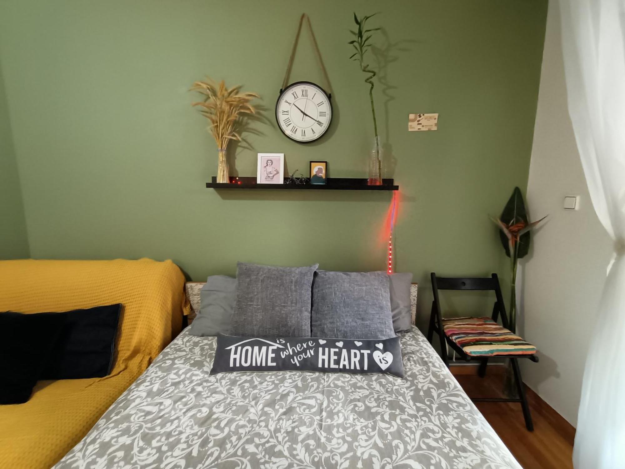 Sunny Apartment *