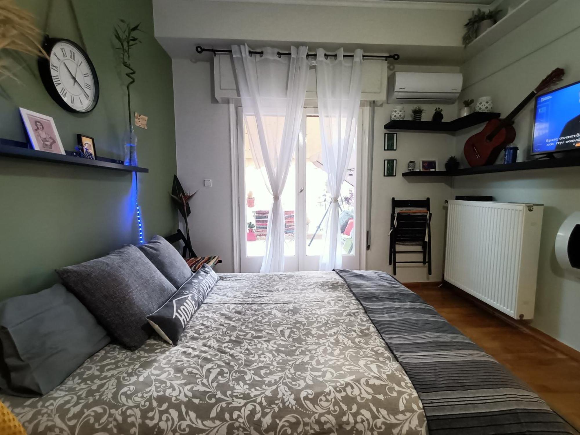Sunny Apartment Athens